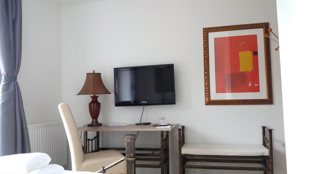 Hotel Bouczech リプノ・ナト・ヴルタヴォウ エクステリア 写真