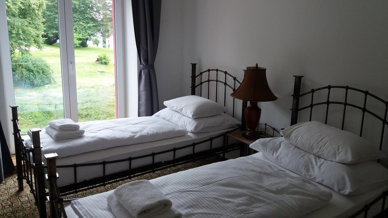 Hotel Bouczech リプノ・ナト・ヴルタヴォウ エクステリア 写真